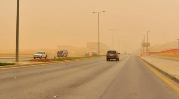 تحذير الأرصاد.. رياح مثيرة للرمال والأتربة تضرب 5 محافظات خلال ساعات